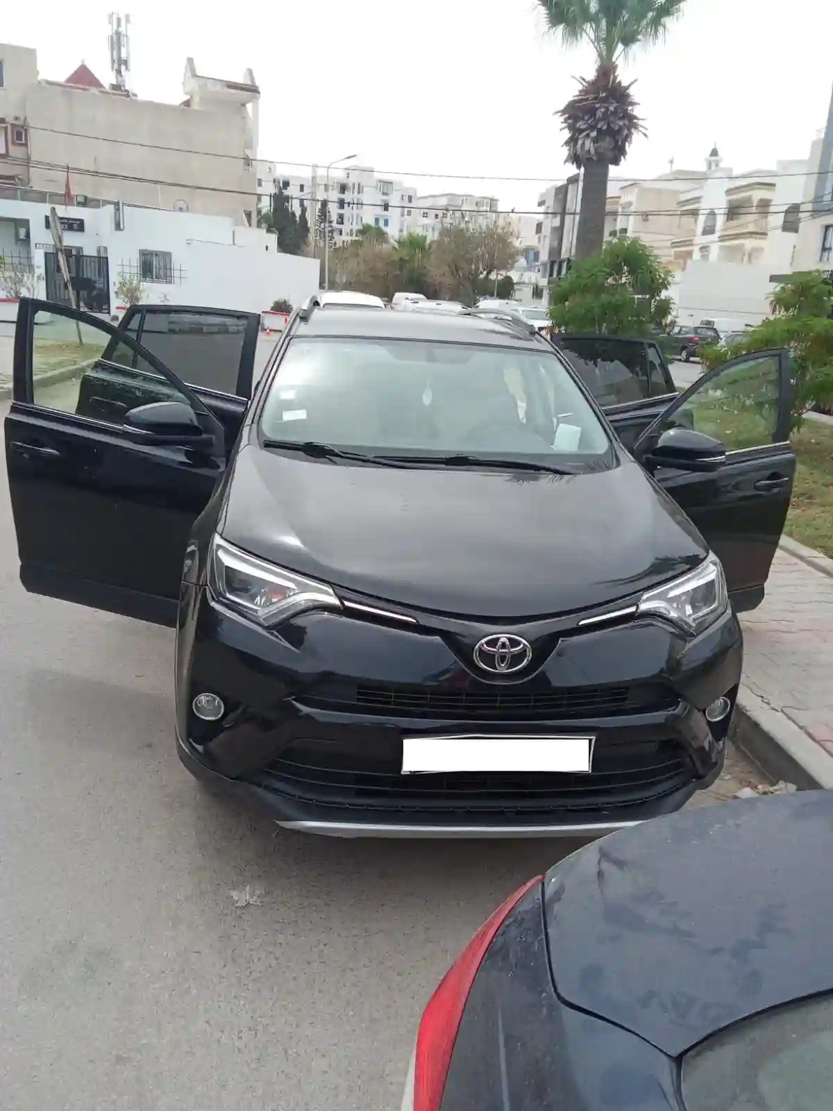 Je Vends ma Voiture Rav4 Toyota à Sousse - Vue 4
