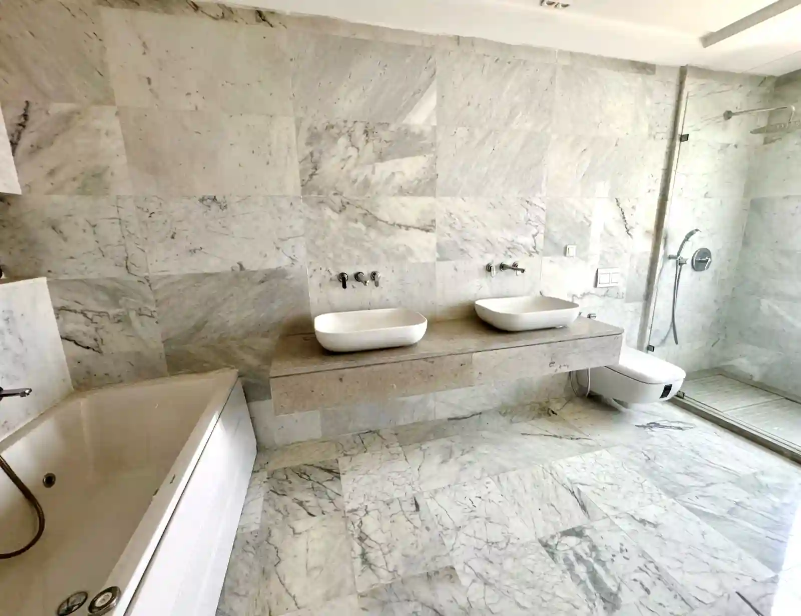 Magnifique Duplex s3 au lac 2 à Berge Du Lac - Vue 1