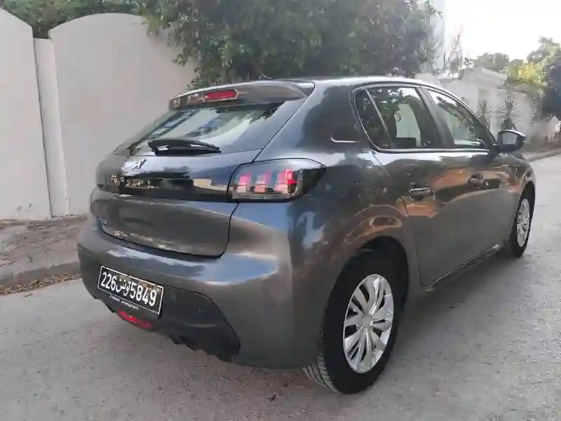 Peugeot 208 Access Première Main EN État Neuf - Vue 2