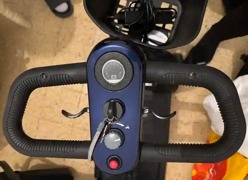 Scooter Électrique Pour le Handicapé - Vue 3
