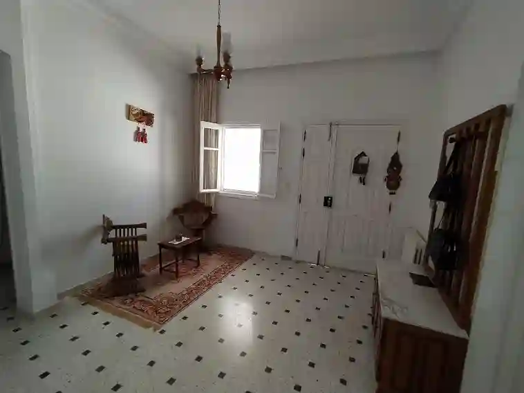 Villa a Ennkhilet à Cite Ennkhilet - Vue 3