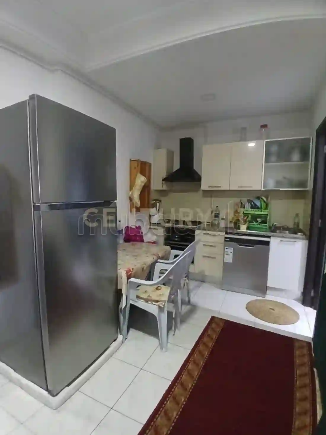 À Vendre un Appartement en S1 à El Menzah 9