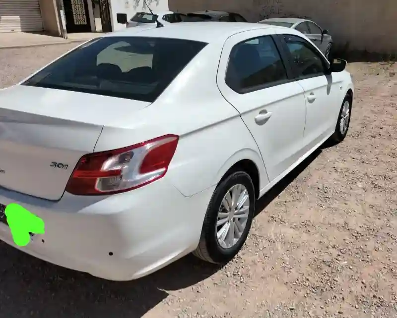 Peugeot 301 - Vue 4