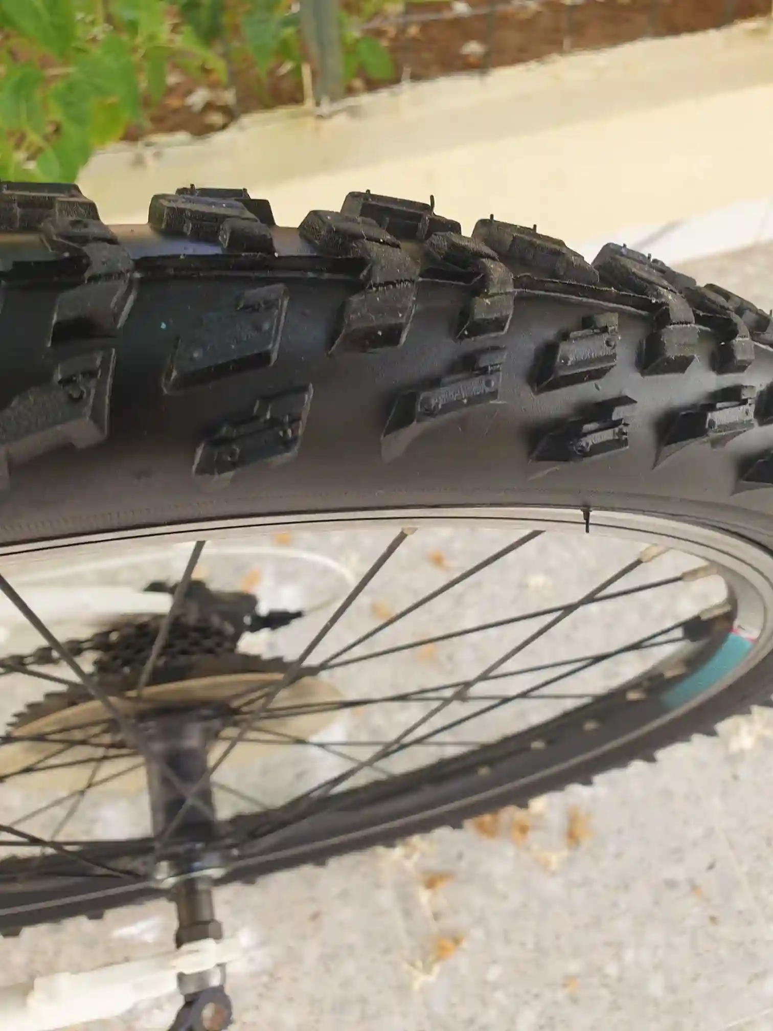 VTT Cube Race 24pouce alu Importer - Vue 2