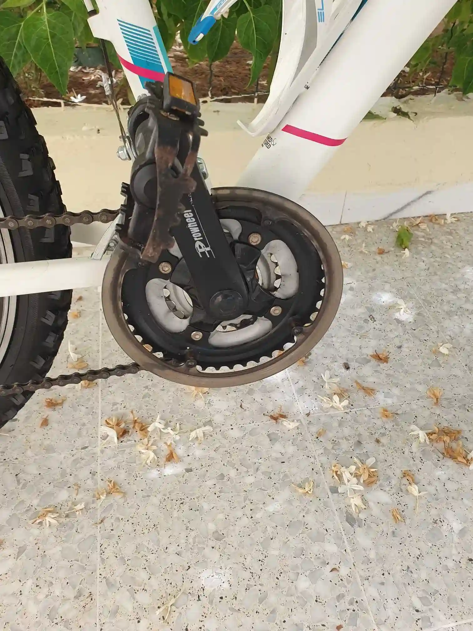 VTT Cube Race 24pouce alu Importer - Vue 6
