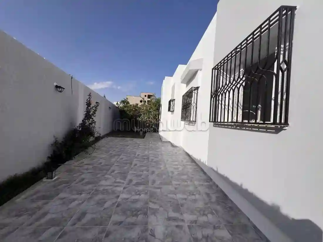 À Vendre – Villa Indépendante S4 à Cité Boukhzar - Vue 3