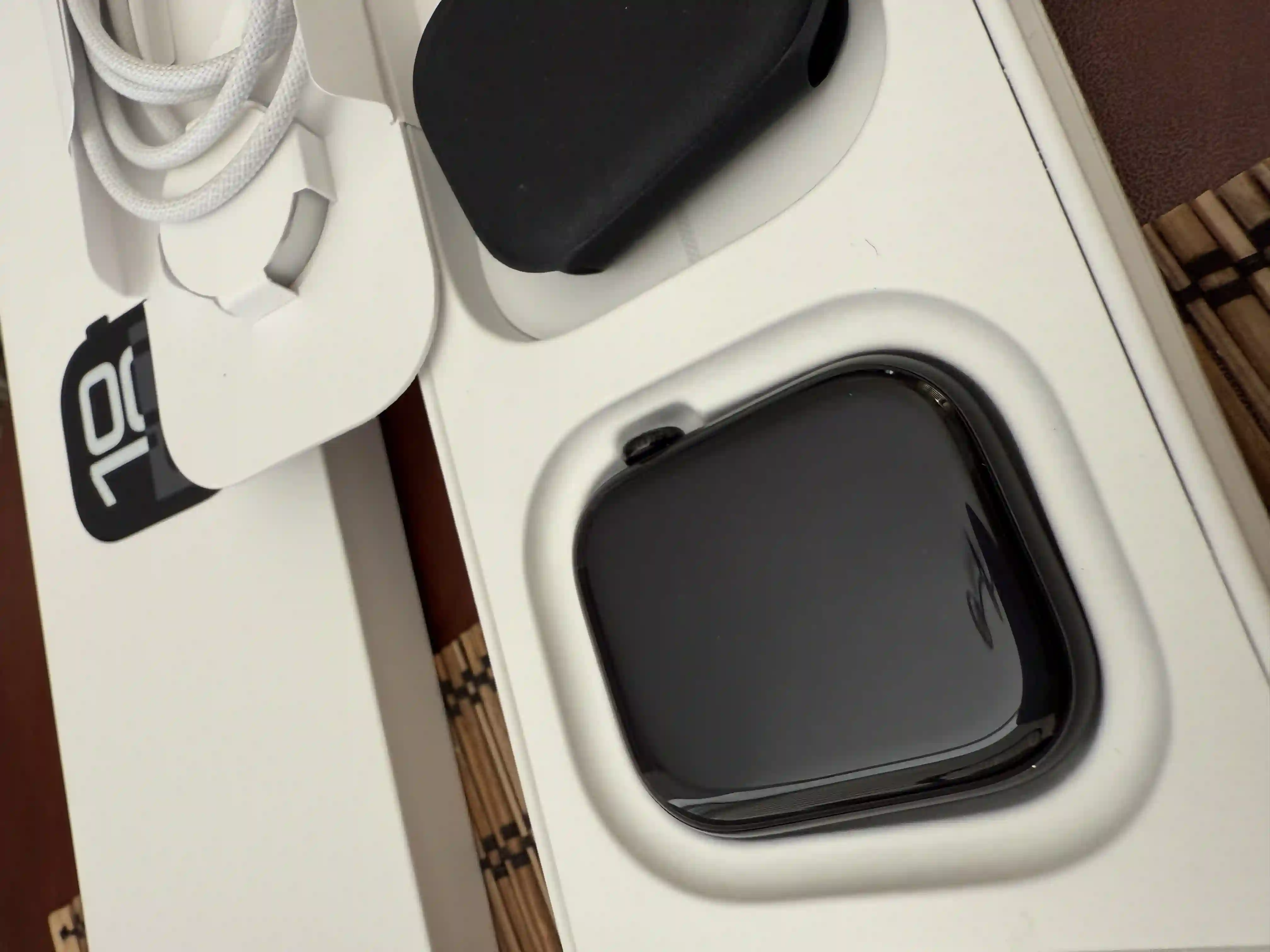 Apple Watch 10 46mm Noir gps à La Soukra