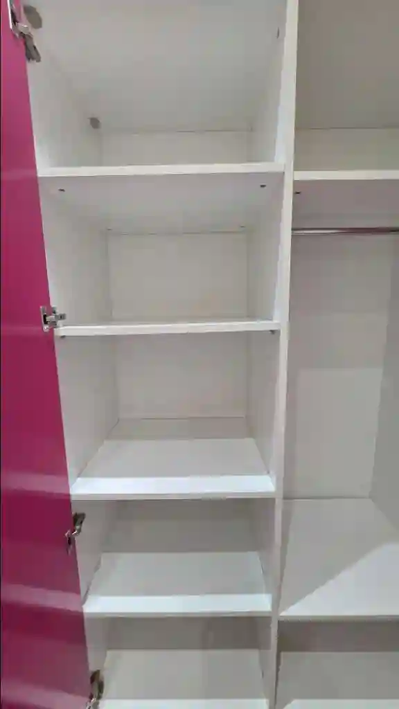 Armoire à Vendre - Vue 1