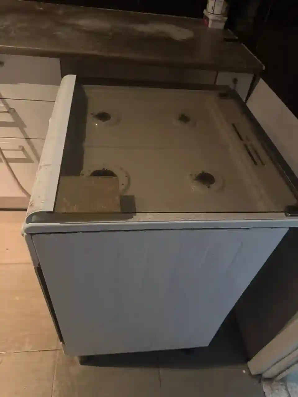 Cuisinière à Gaz Arthur Martin Amg60bl 60cm 4 Feux - Blanc - Vue 2