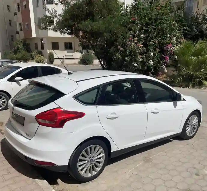 Ford Focus Titanium Ecoboost Tel 28 403 410 - Vue 5