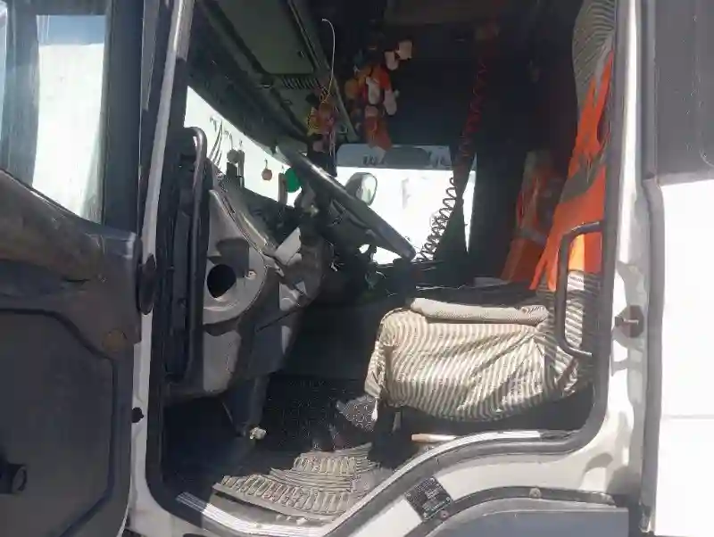 Scania 124 - Vue 5