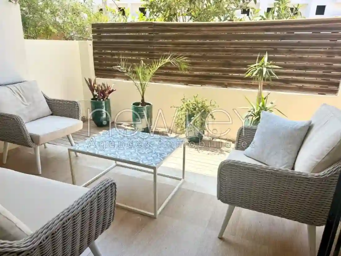 Magnifique Appartement S3 à Vendre aux Jardins de Carthage