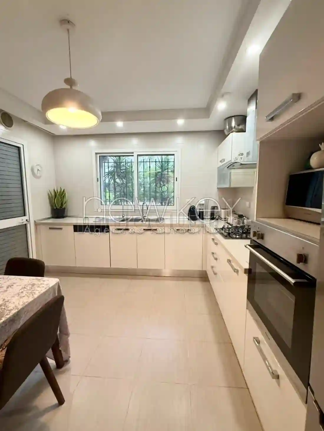 Magnifique Appartement S3 à Vendre aux Jardins de Carthage - Vue 1