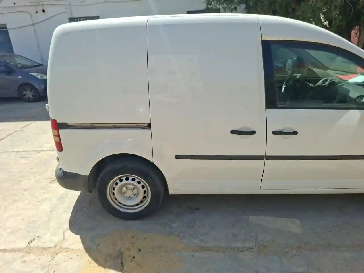 Volkswagen Caddy - Vue 1