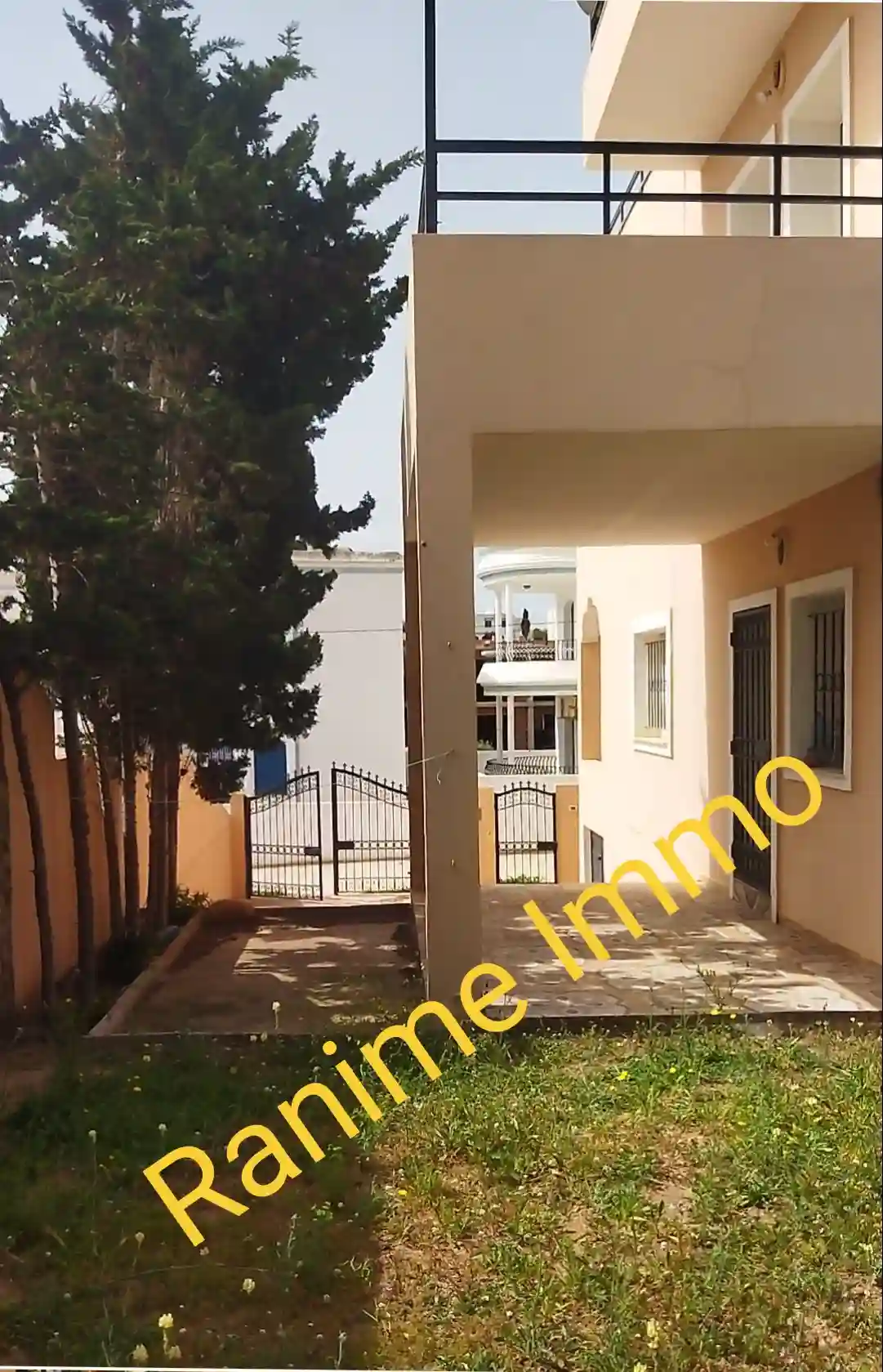 Appartement s2 Plage el Haouaria à Cite Touristique - Vue 4