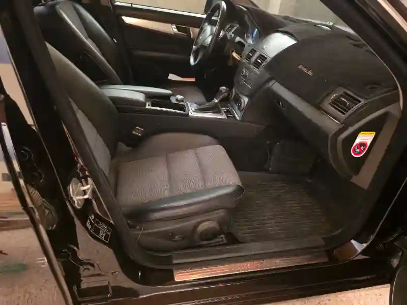 Mercedes Classe C Diesel 2010 - Vue 1