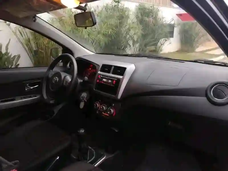 Toyota Aygo Première Main EN Excellent État - Vue 7