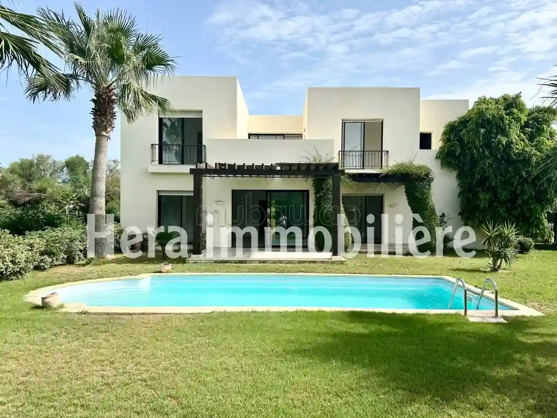 À Louer Villa Exceptionnelle S3 à Gammarth - Vue 2