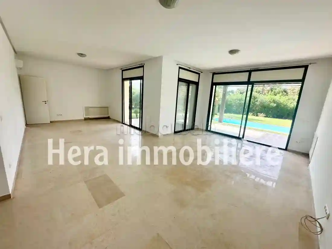 À Louer Villa Exceptionnelle S3 à Gammarth - Vue 3