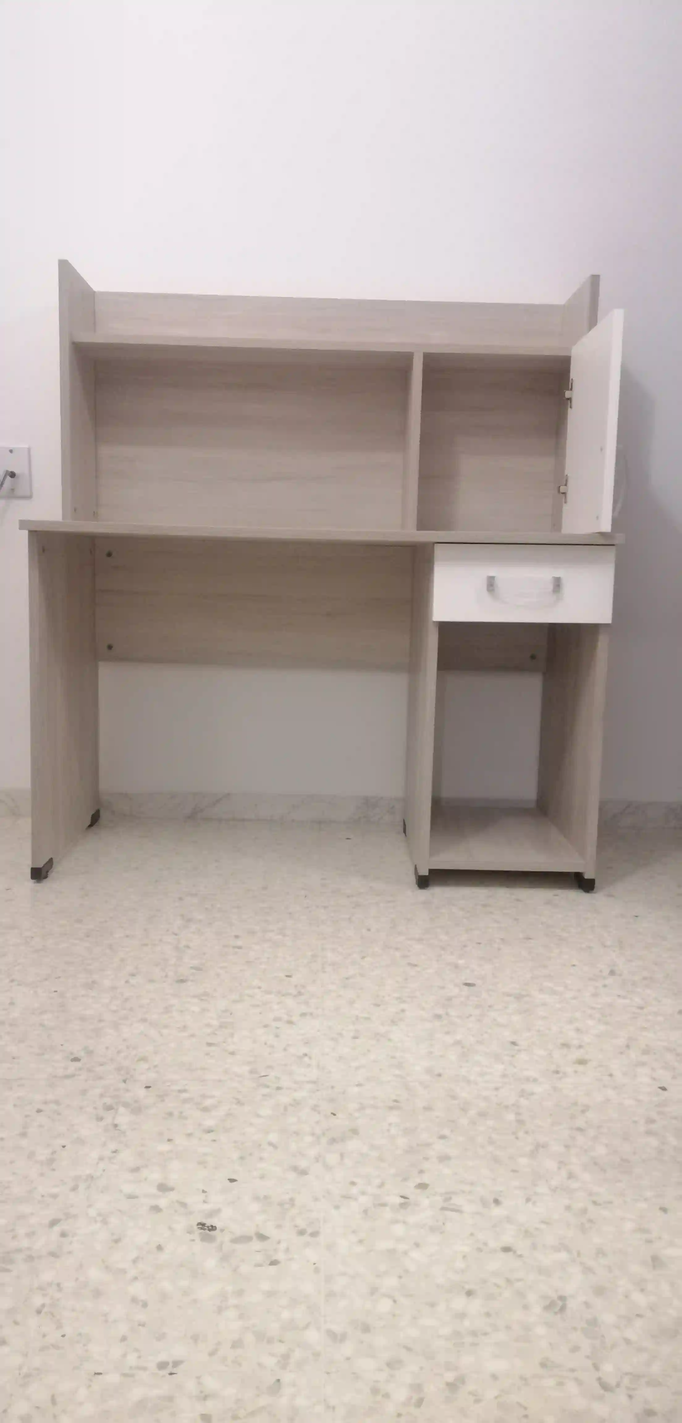 Bureau État Neuf à Mnihla - Vue 1