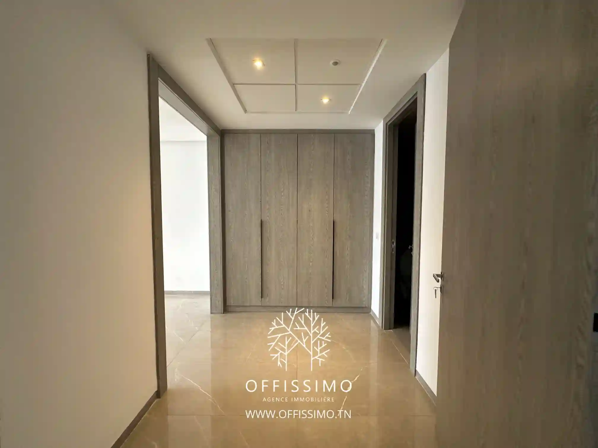 Bureau lac 2 Grand Luxe à Berge Du Lac - Vue 2