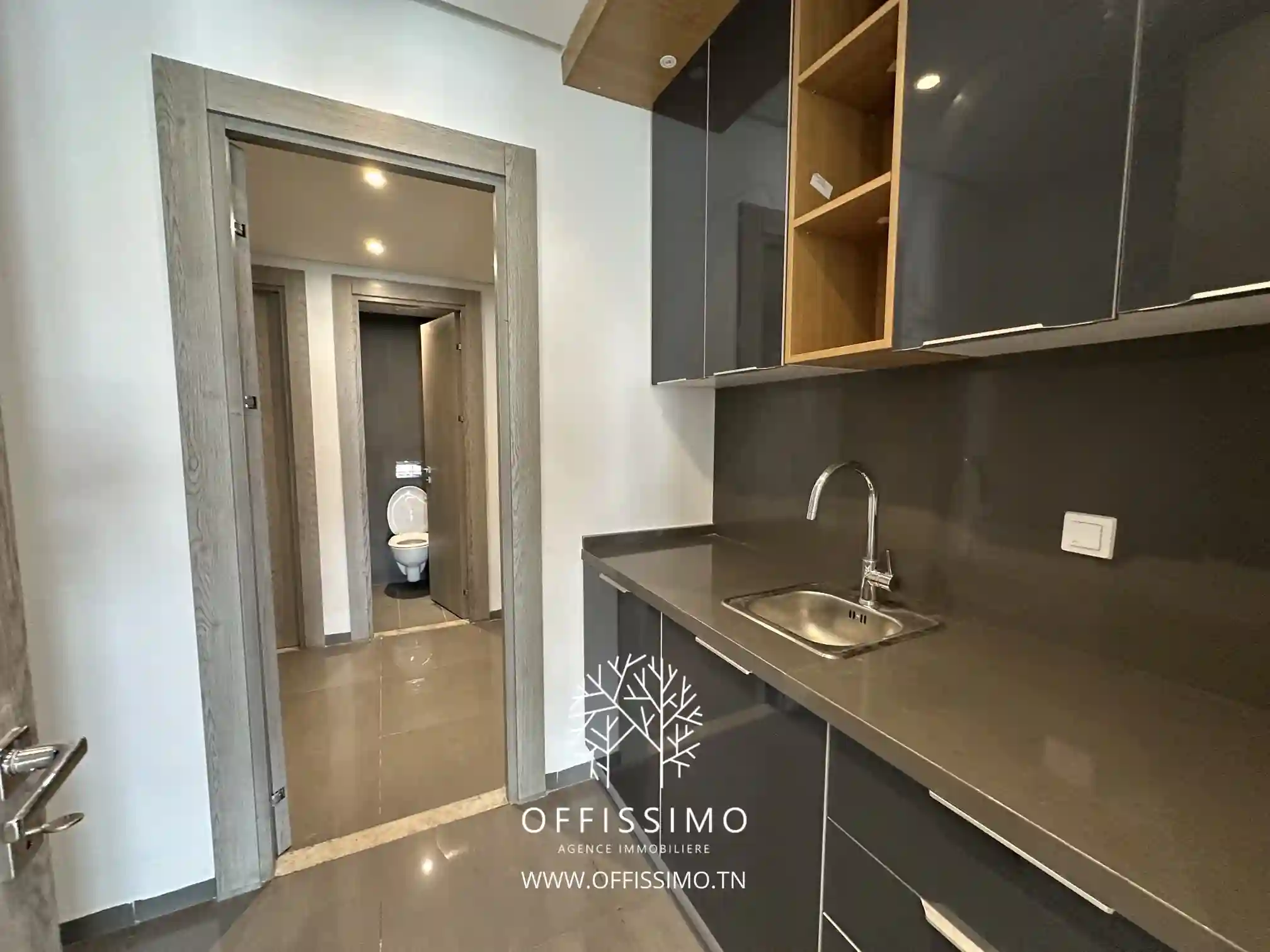 Bureau lac 2 Grand Luxe à Berge Du Lac - Vue 4