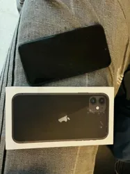 Iphone 11 64g à El Omrane Superieur
