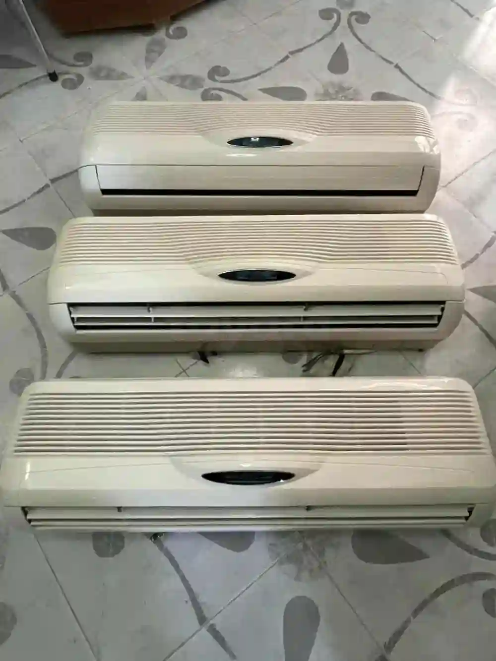 Trois Climatiseurs Importés à Ezzahra