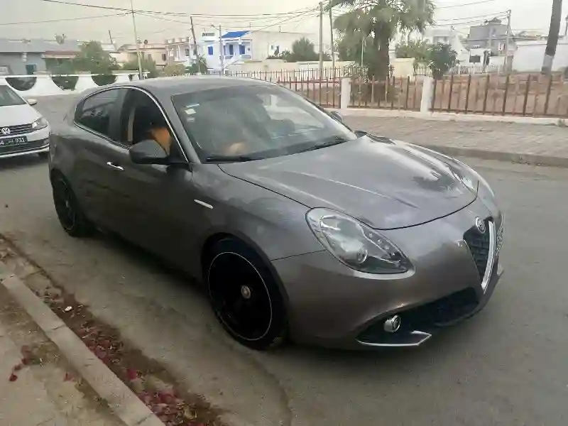 Alfa Romeo Giulietta Essence 2018 - Vue 5