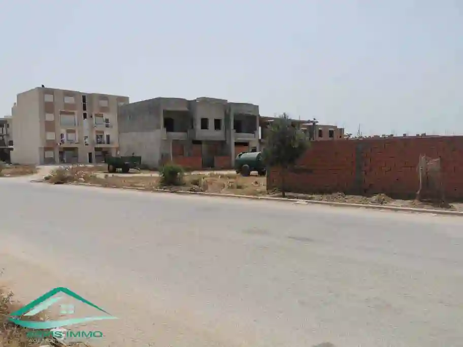 Vt638 Terrain 250 m2 à Cité Mirdès 2 Kelibia à Kelibia - Vue 3