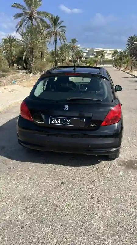 Peugeot 207 Diesel 2010 - Vue 4