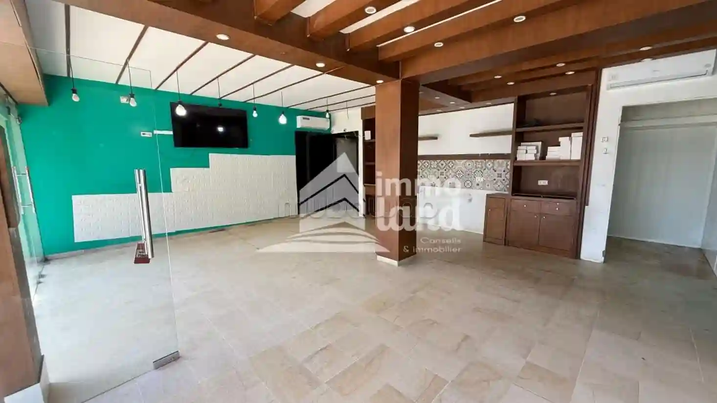 Local Commercial de 1135m2 à Cité Ghazela - Vue 2