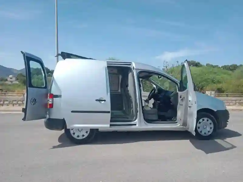 Volkswagen Caddy Diesel 2010 - Vue 4