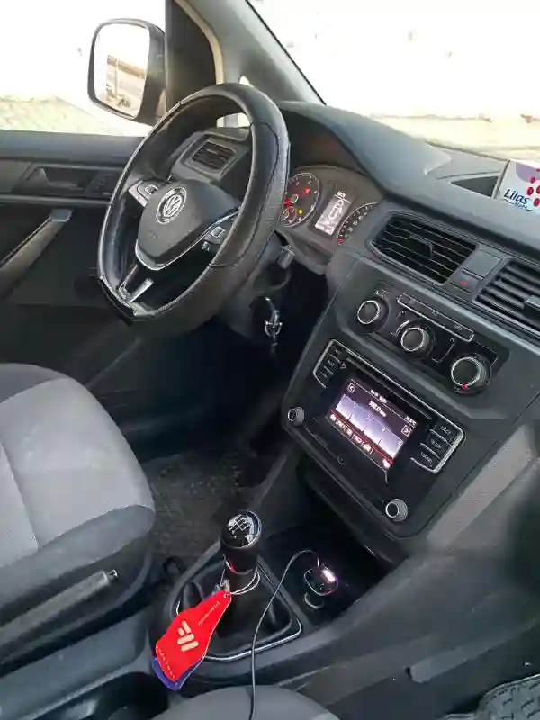 Volkswagen Caddy Diesel 2017 - Vue 1