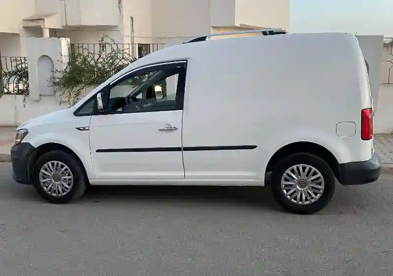 Volkswagen Caddy Diesel 2017 - Vue 9