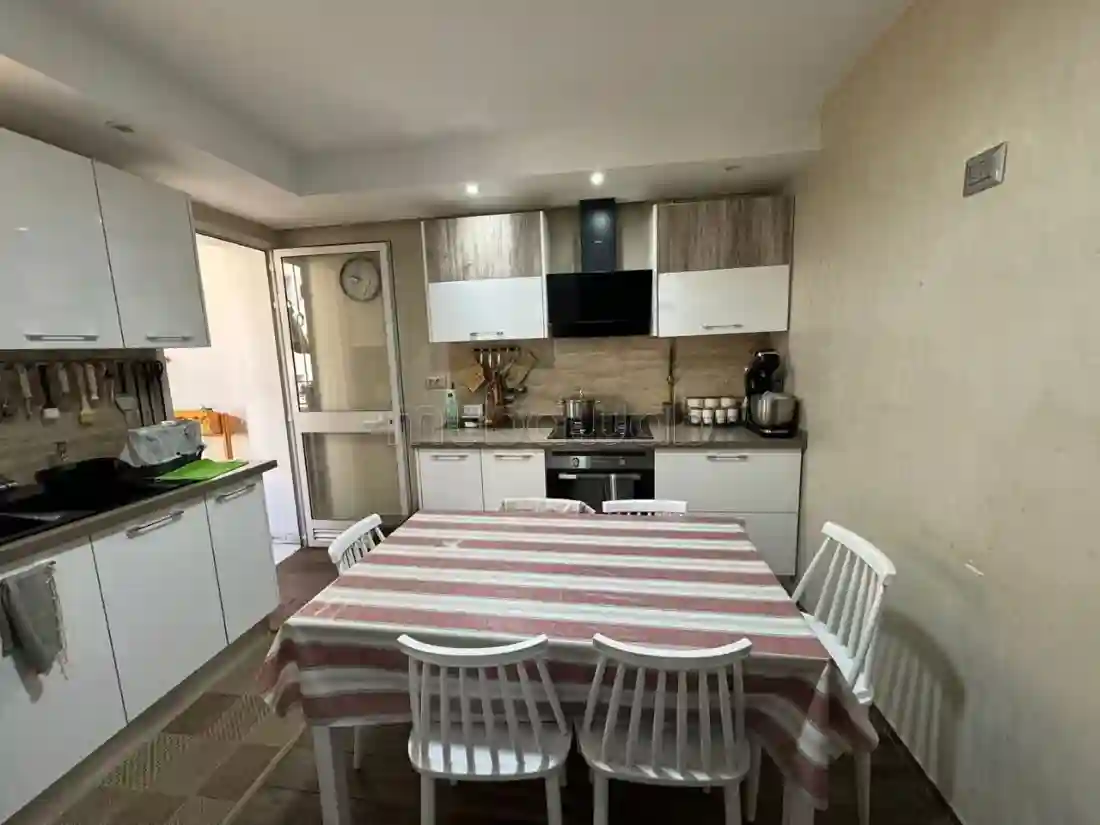 A Vendre un Appartement s4 Avec Terrasse à Aouina - Vue 3