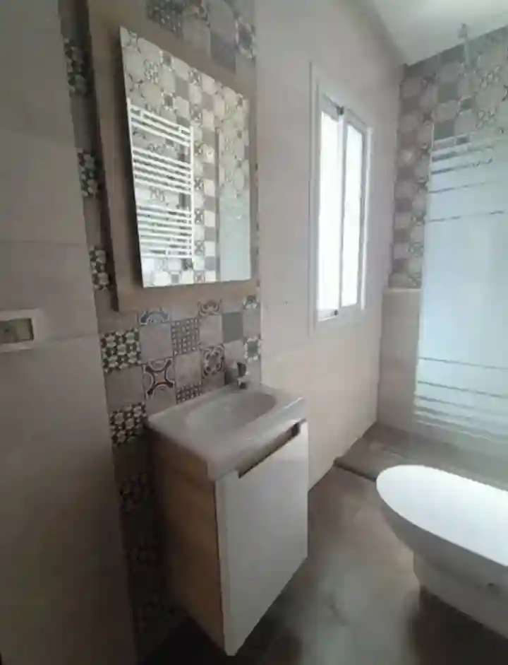 Appartement HS A Ariana Supérieure - Vue 6