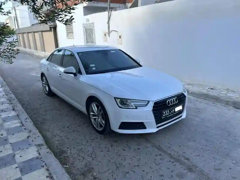 Audi A4 Essence 2018 - Vue 7