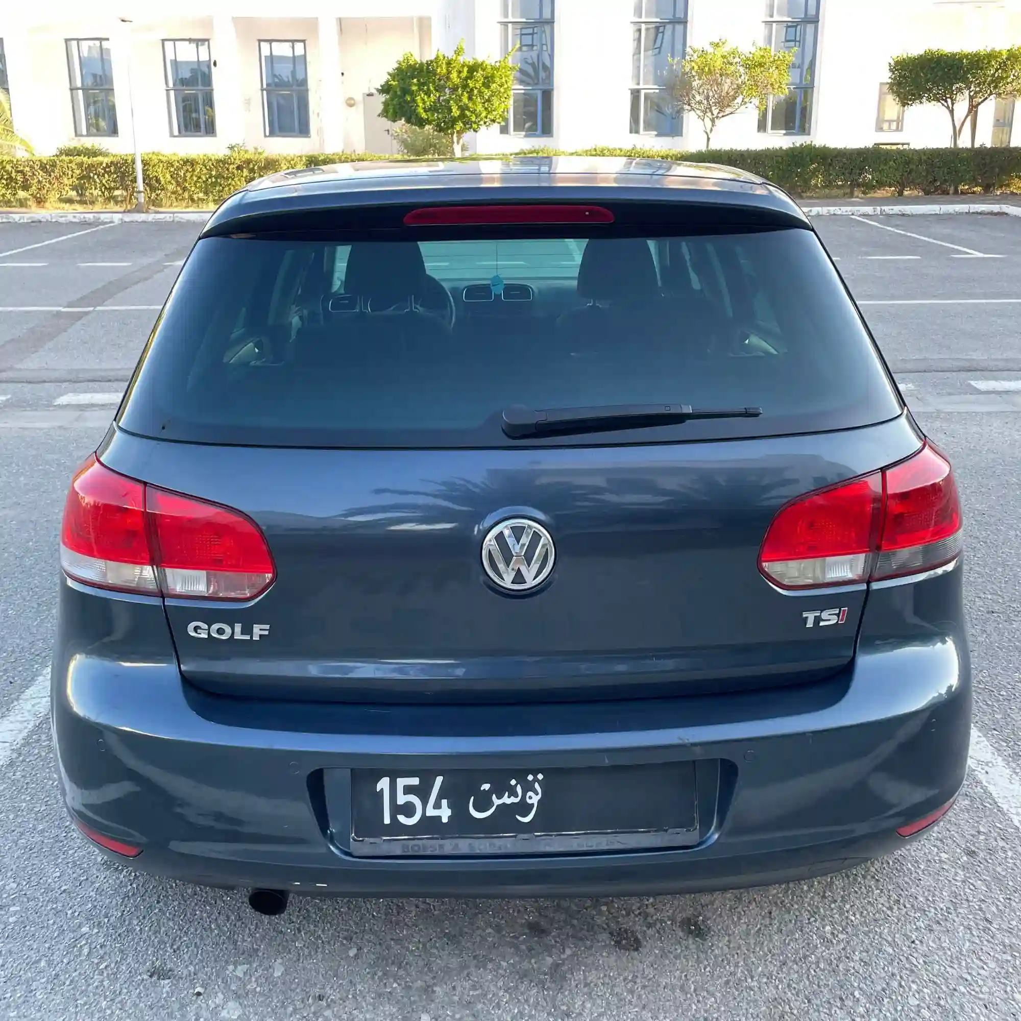 Volkswagen Golf 6 Team tsi 4 cyl Très bon État à Ariana - Vue 1