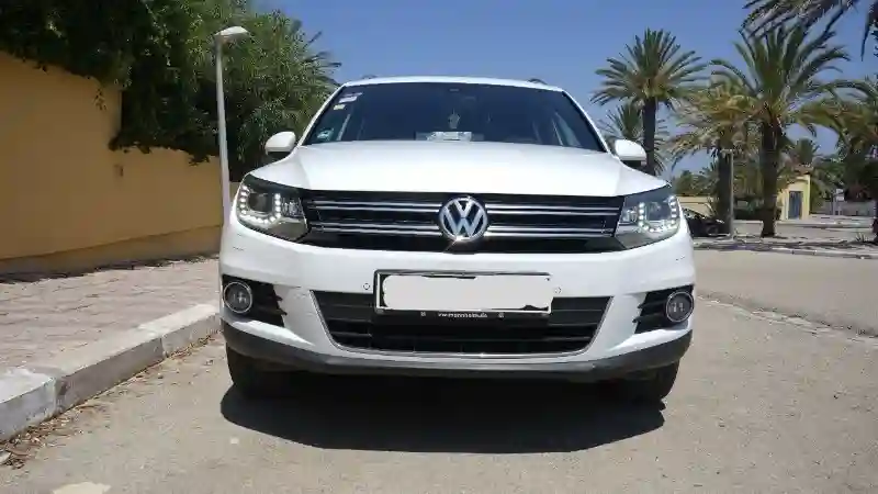 WV Tiguan 2014 20 TDI Boîte Auto Toit Ouvrant Pano - Vue 2
