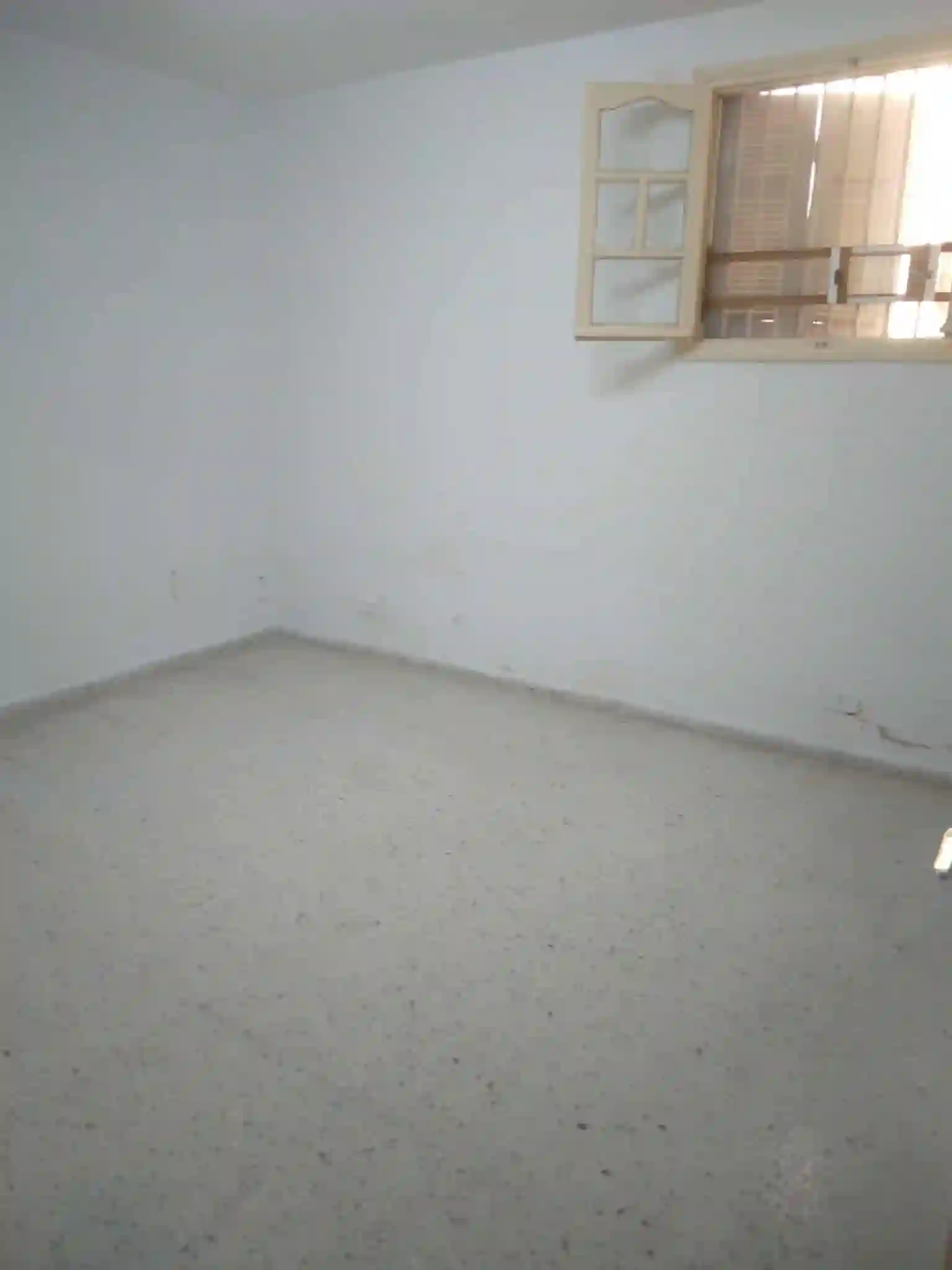 Studio s1 Pres Ambassade de Cameroun Couple Marie à Cartage Byrsa