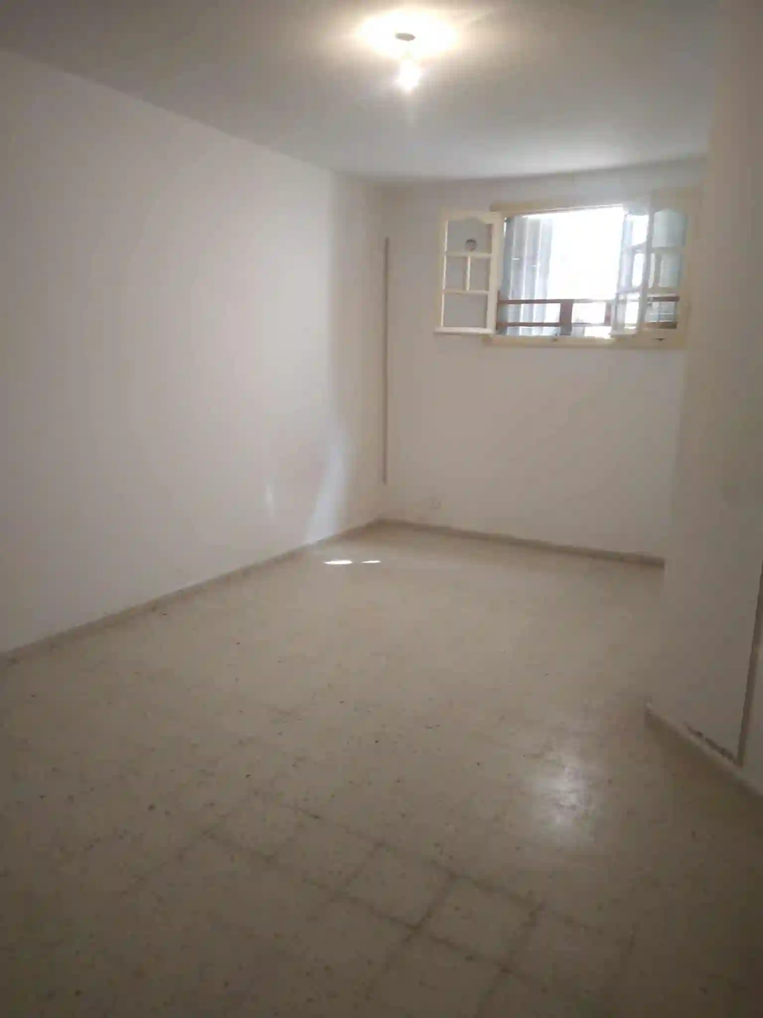 Studio s1 Pres Ambassade de Cameroun Couple Marie à Cartage Byrsa - Vue 1