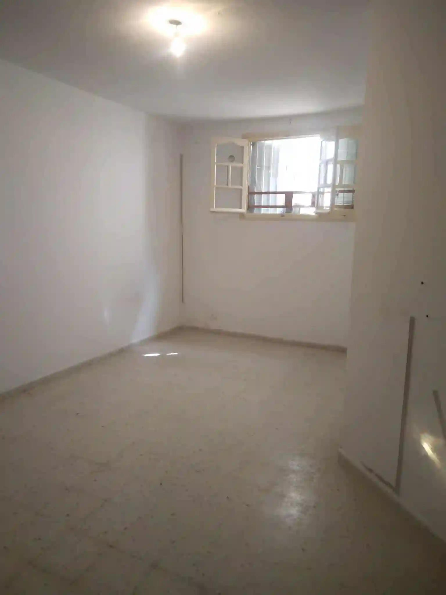 Studio s1 Pres Ambassade de Cameroun Couple Marie à Cartage Byrsa - Vue 2