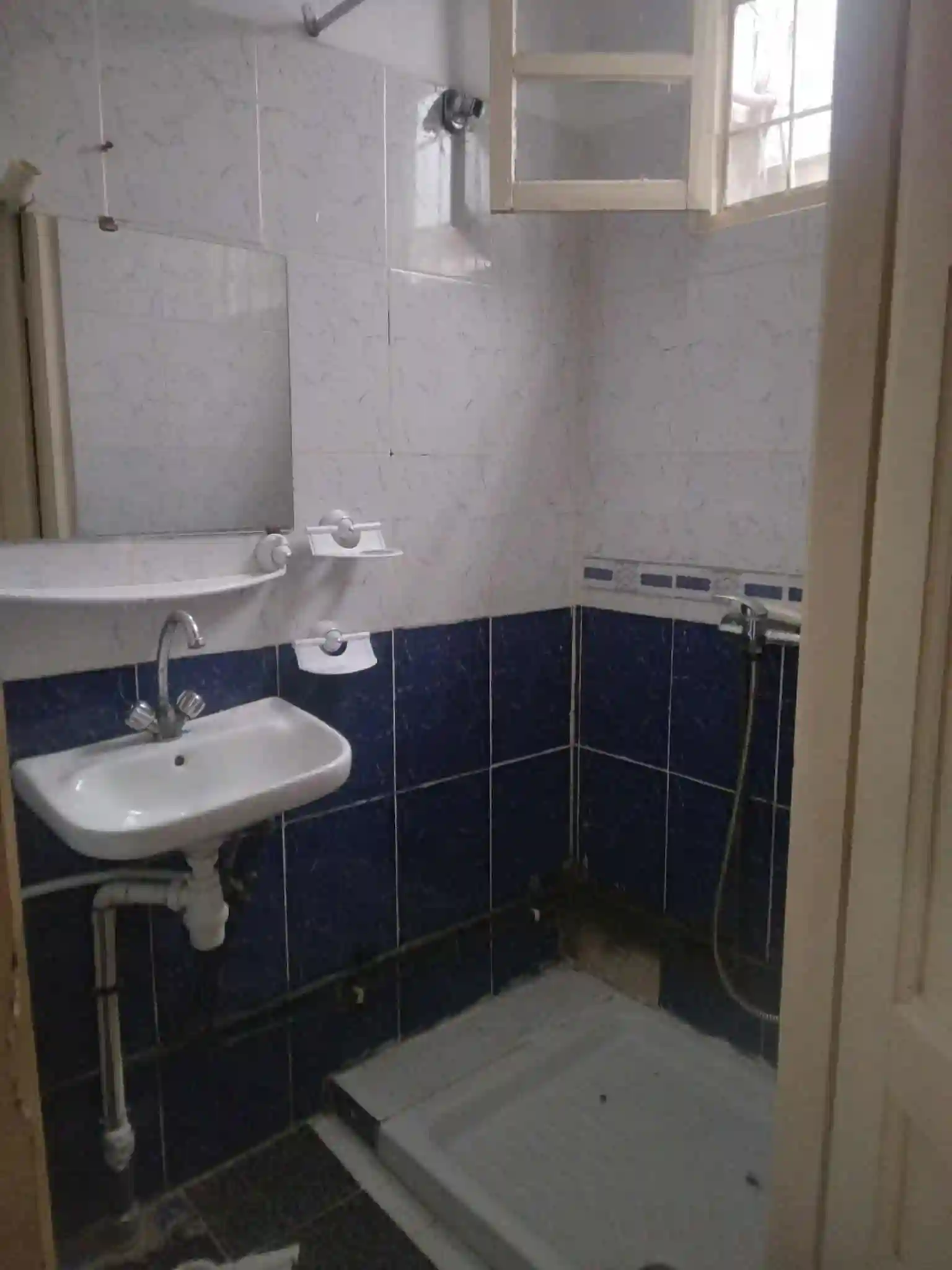 Studio s1 Pres Ambassade de Cameroun Couple Marie à Cartage Byrsa - Vue 5