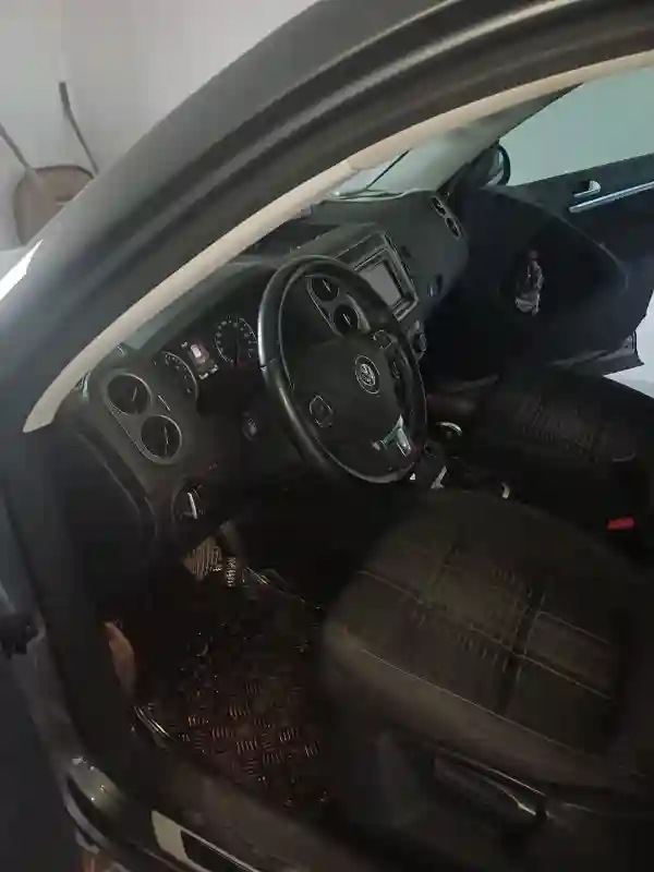 Volkswagen Tiguan Essence 2015 - Vue 7