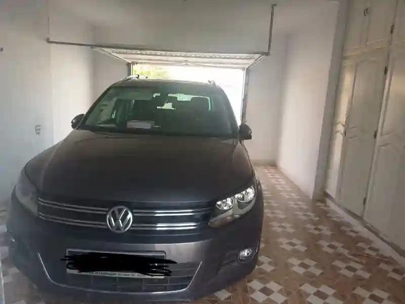 Volkswagen Tiguan Essence 2015 - Vue 8