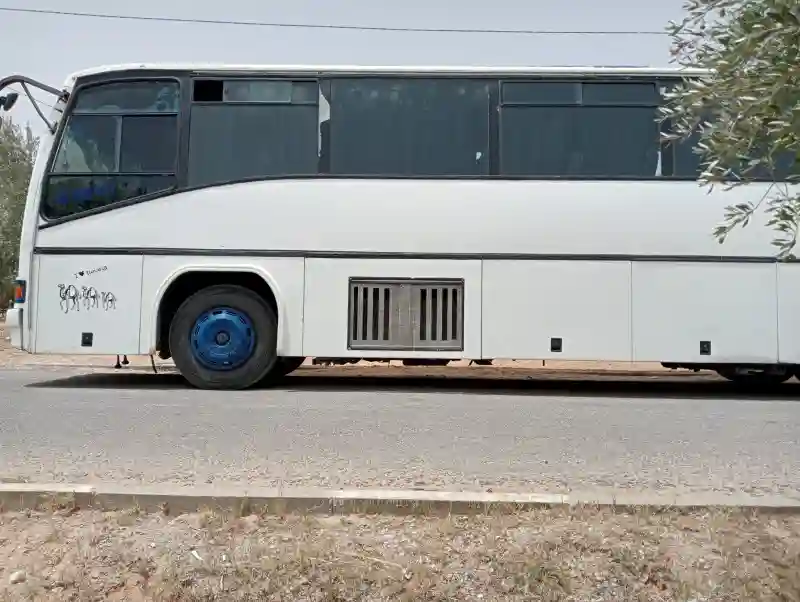2 Bus À Vendre - Vue 1