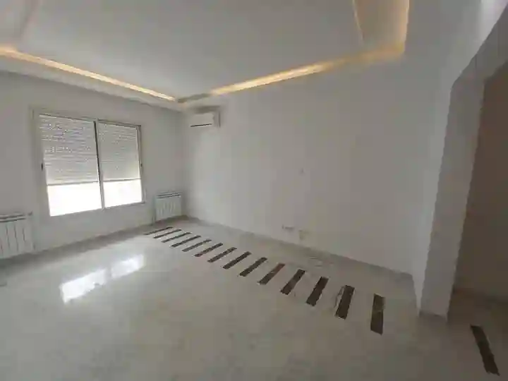 Appartement s2 a Menzah 9c Avec pp à El Menzah 9 - Vue 2