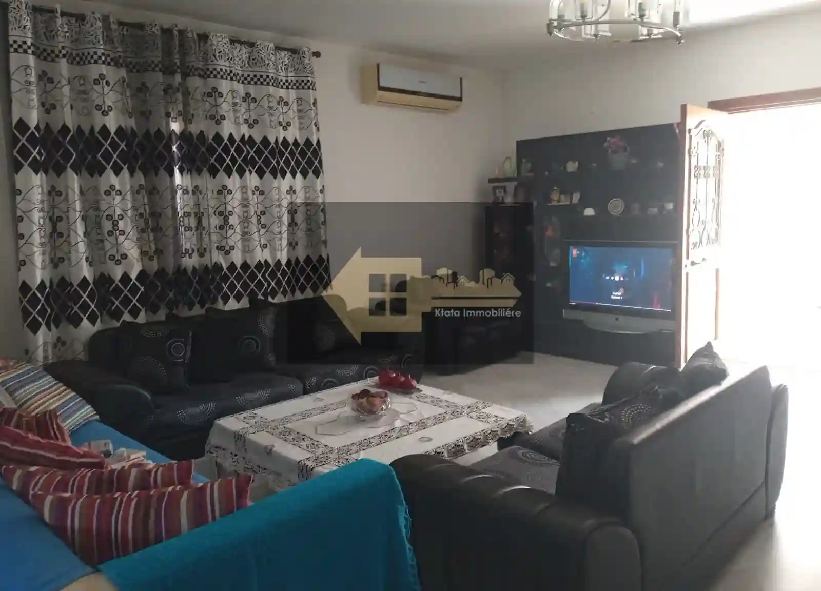 Ariana Escale vnt Maison à Riadh Landlous - Vue 1