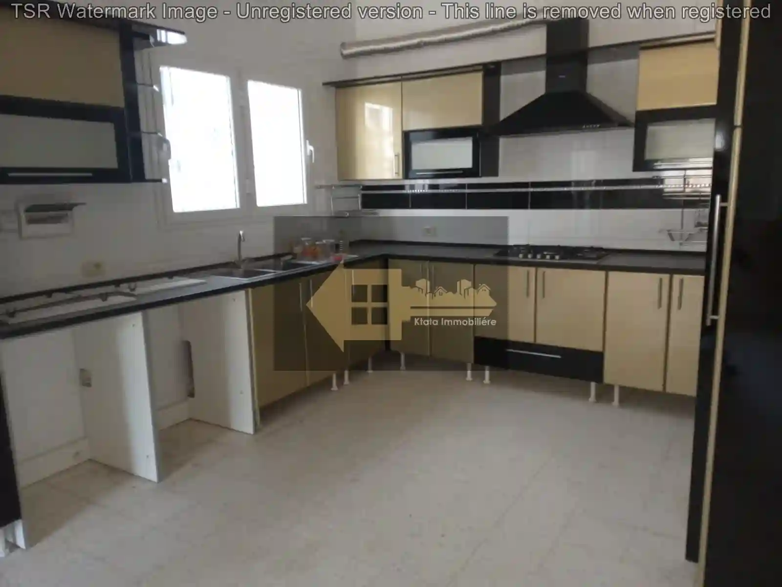 Ariana Escale vnt Maison à Riadh Landlous - Vue 4